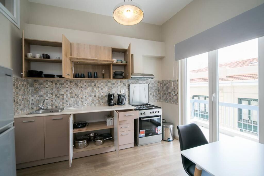 Belajo Central Apartment And Jacuzzi !! Volos Exterior foto